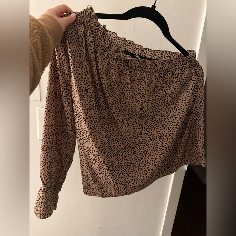 Off the Shoulder Cheetah Print Top